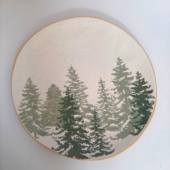 ***Eli + Ana Forest Woods 10.5"  Ceramic Dinner Plate Christmas Tree Holida… - Picture 4 of 13